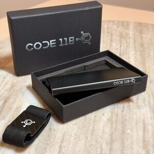 Code 118 Black Metal Key & Card Holder
